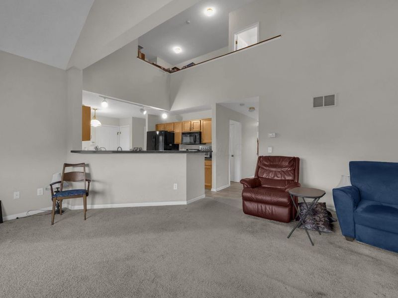 2390 Village At Bexley Drive, Columbus, OH 43209 Photo 14