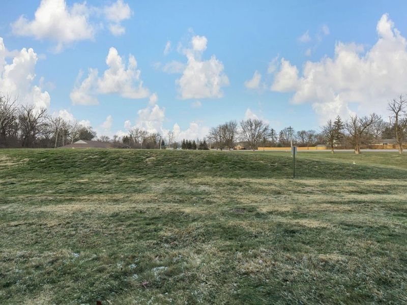 2390 Village At Bexley Drive, Columbus, OH 43209 Photo 32