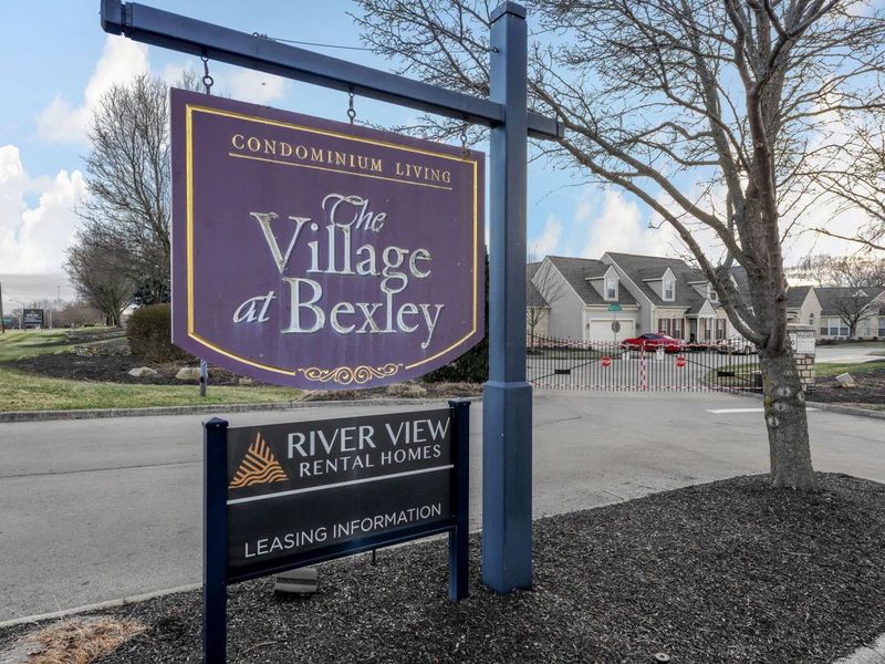 2390 Village At Bexley Drive, Columbus, OH 43209 Photo 34