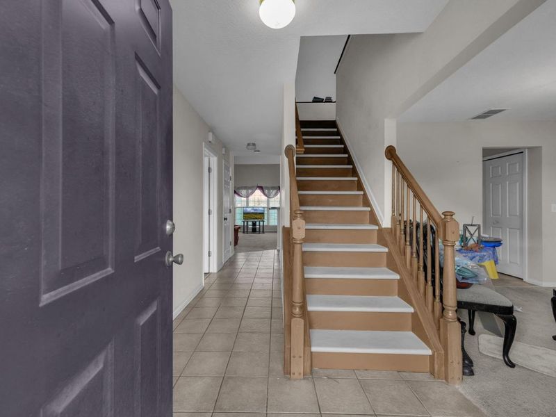 2390 Village At Bexley Drive, Columbus, OH 43209 Photo 4