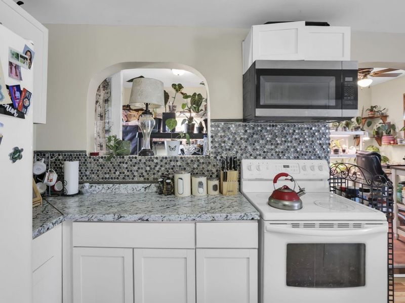 18 W Center Street , London, OH 43140 Photo 15