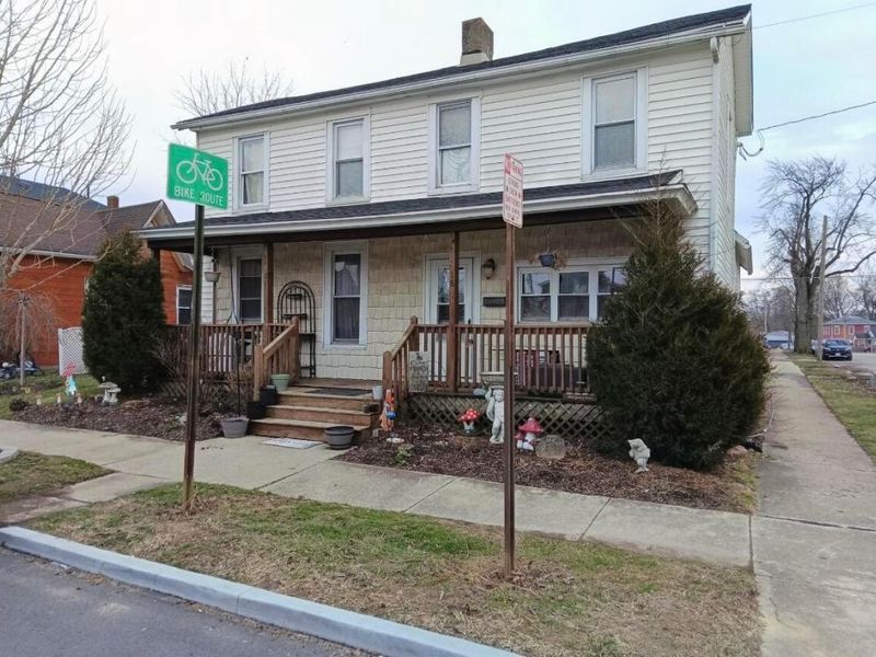 18 W Center Street , London, OH 43140 Photo 2