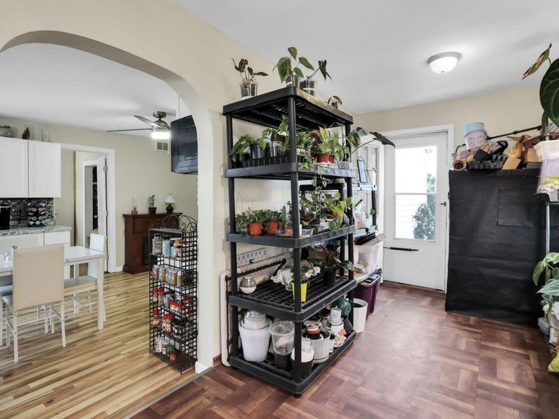 18 W Center Street , London, OH 43140 Photo 21