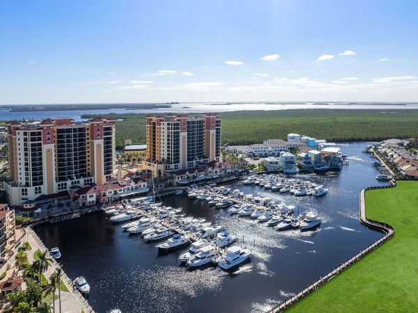 5803 Overseas WAY, CAPE CORAL, FL 33914