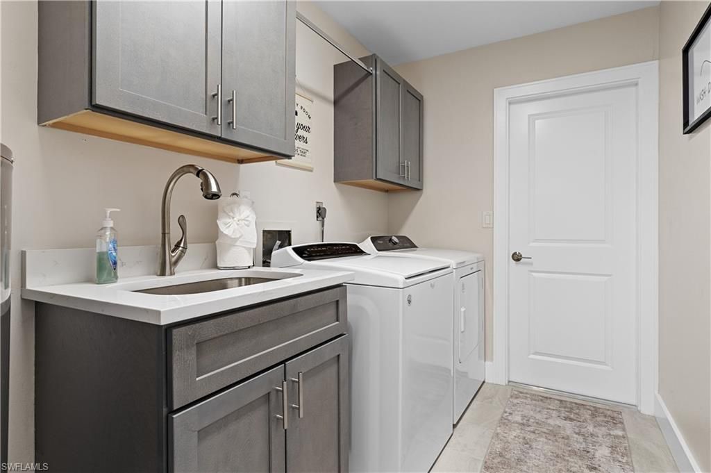 1832 Palaco Grande Pkwy, Cape Coral, FL 33904 Photo