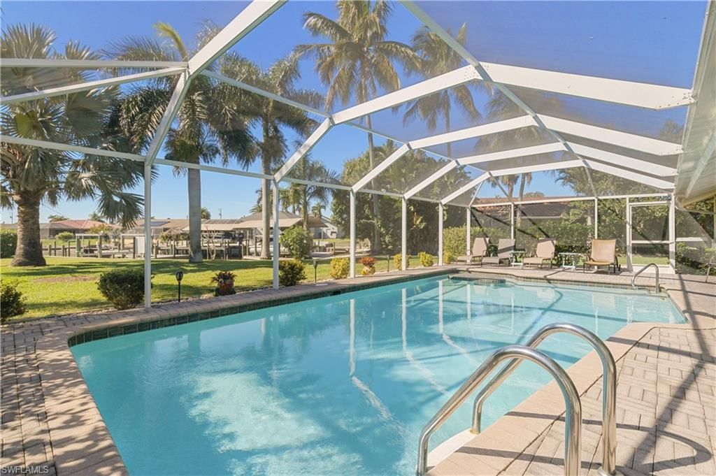 1832 Palaco Grande Pkwy, Cape Coral, FL 33904 Photo