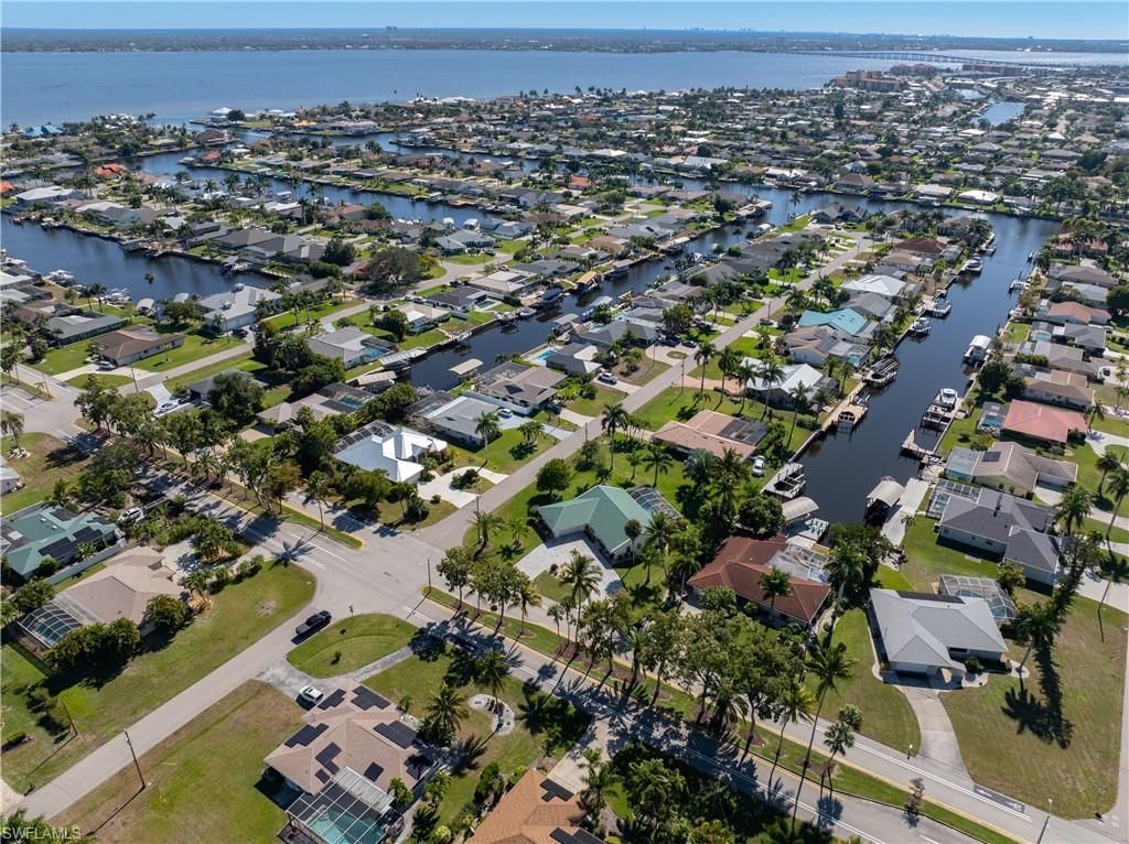 1832 Palaco Grande Pkwy, Cape Coral, FL 33904 Photo