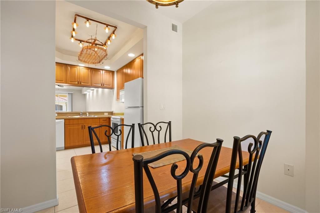 1105 Van Loon Commons Cir, Unit 304, Cape Coral, FL 33909 Photo