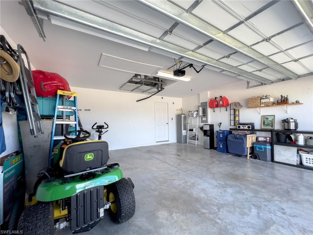 2507 NW 8th Pl, Cape Coral, FL 33993 Photo