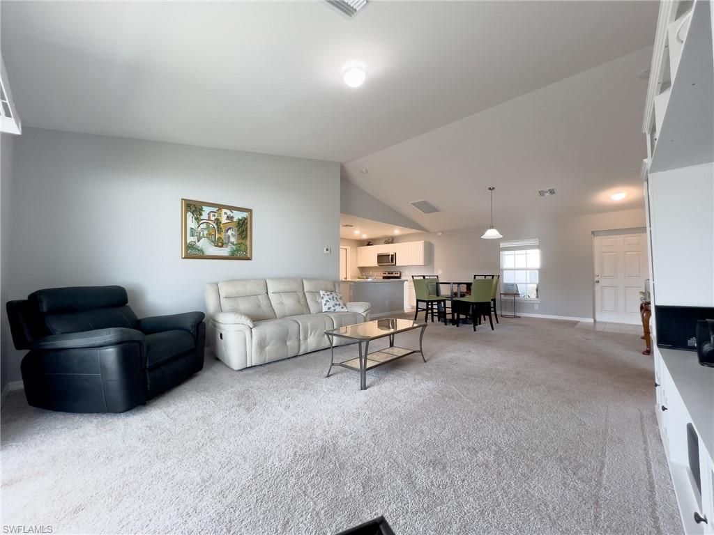 2507 NW 8th Pl, Cape Coral, FL 33993 Photo