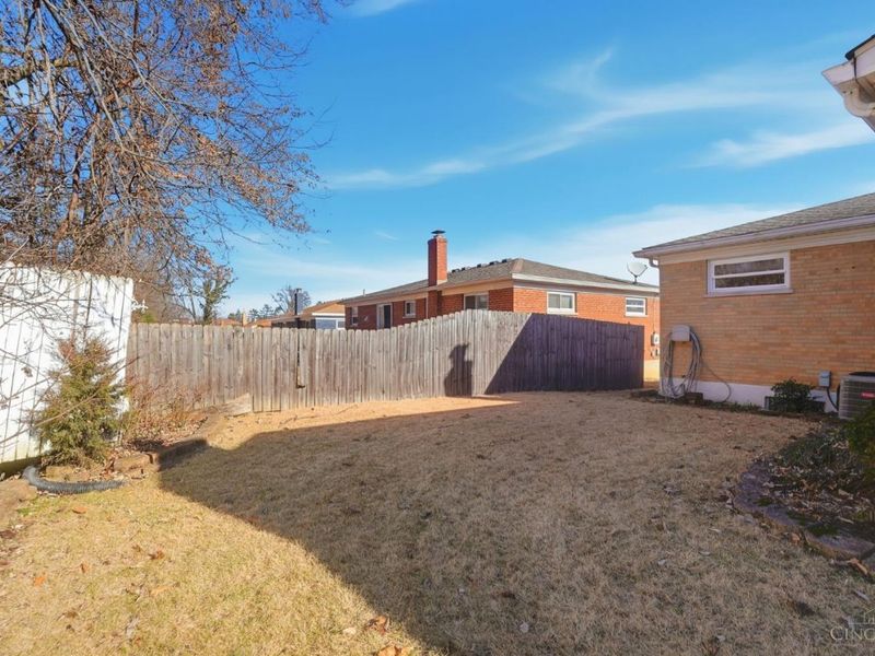 5727 kroegermount Drive, Cincinnati, OH 45239 Photo 42