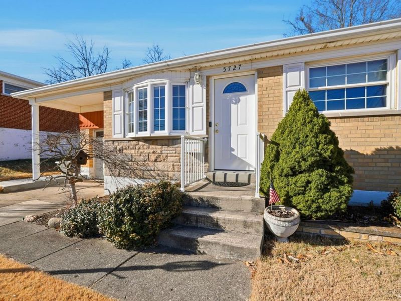 5727 kroegermount Drive, Cincinnati, OH 45239 Photo 5