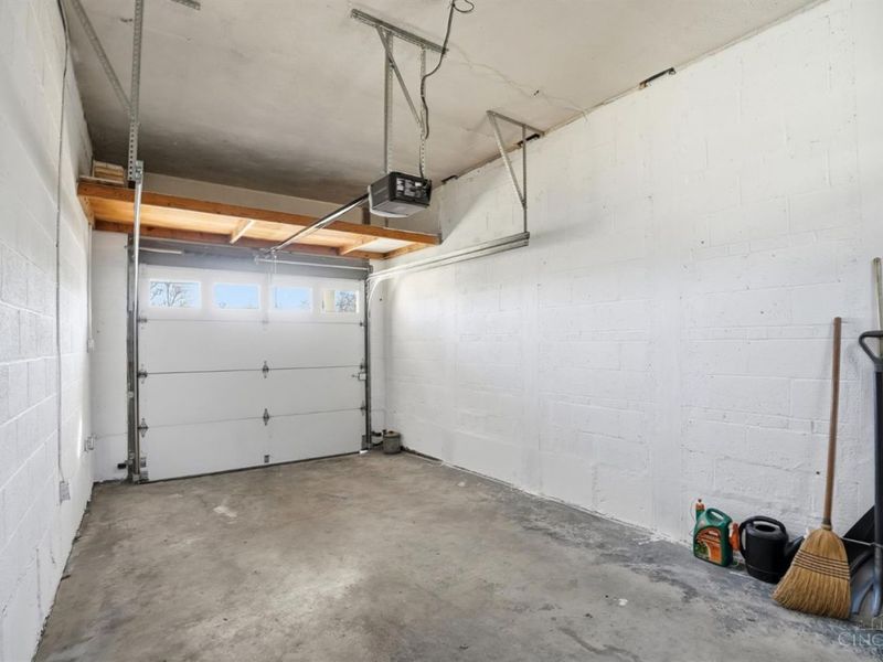 5727 kroegermount Drive, Cincinnati, OH 45239 Photo 54