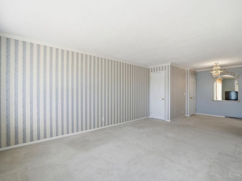 5727 kroegermount Drive, Cincinnati, OH 45239 Photo 8