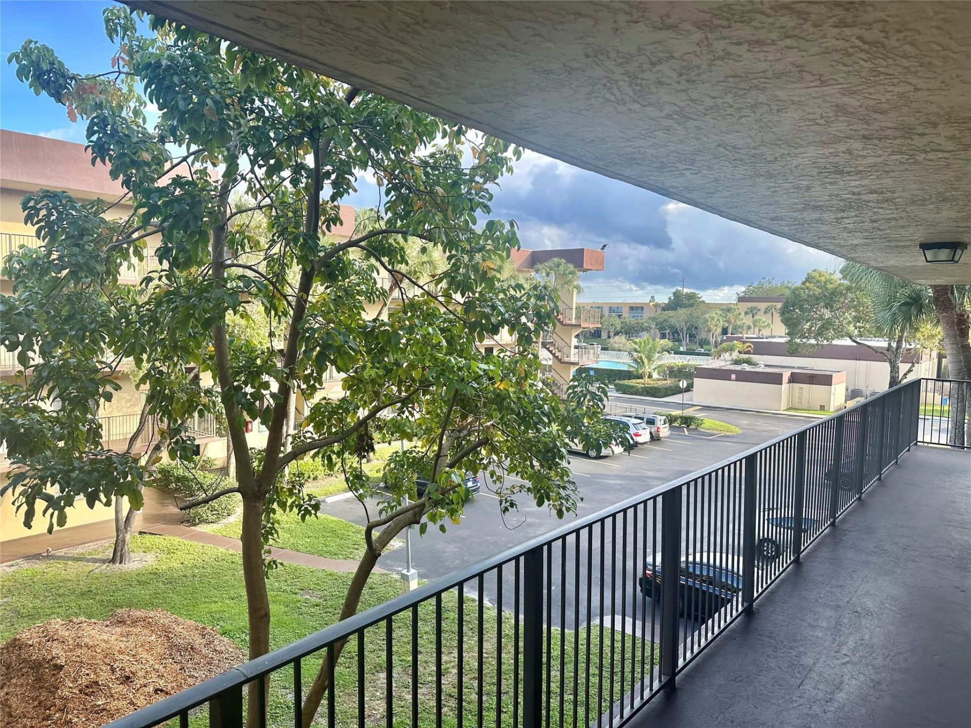 3341 NW 47th Terrace, Unit 306, Lauderdale Lakes, FL 33319 Photo