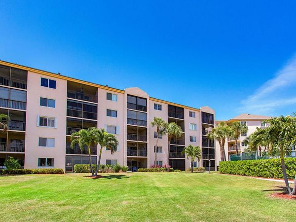 275 Palm Avenue, Unit A201, Jupiter, FL 33477