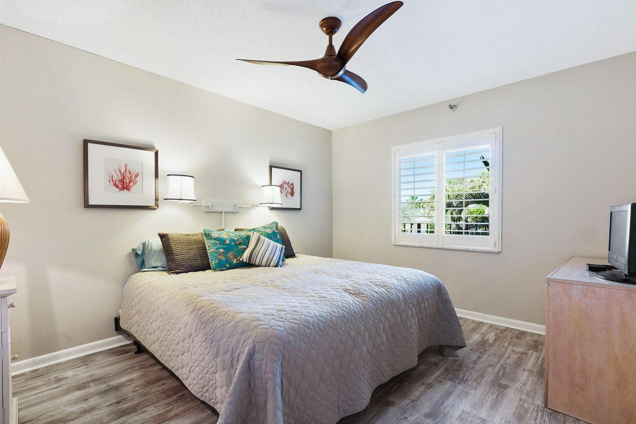 275 Palm Avenue, Unit A201, Jupiter, FL 33477 Photo