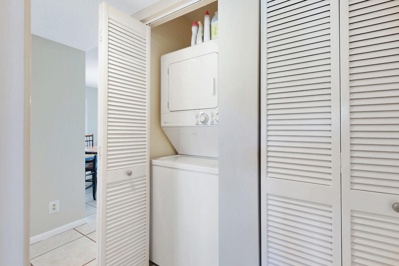 275 Palm Avenue, Unit A201, Jupiter, FL 33477 Photo