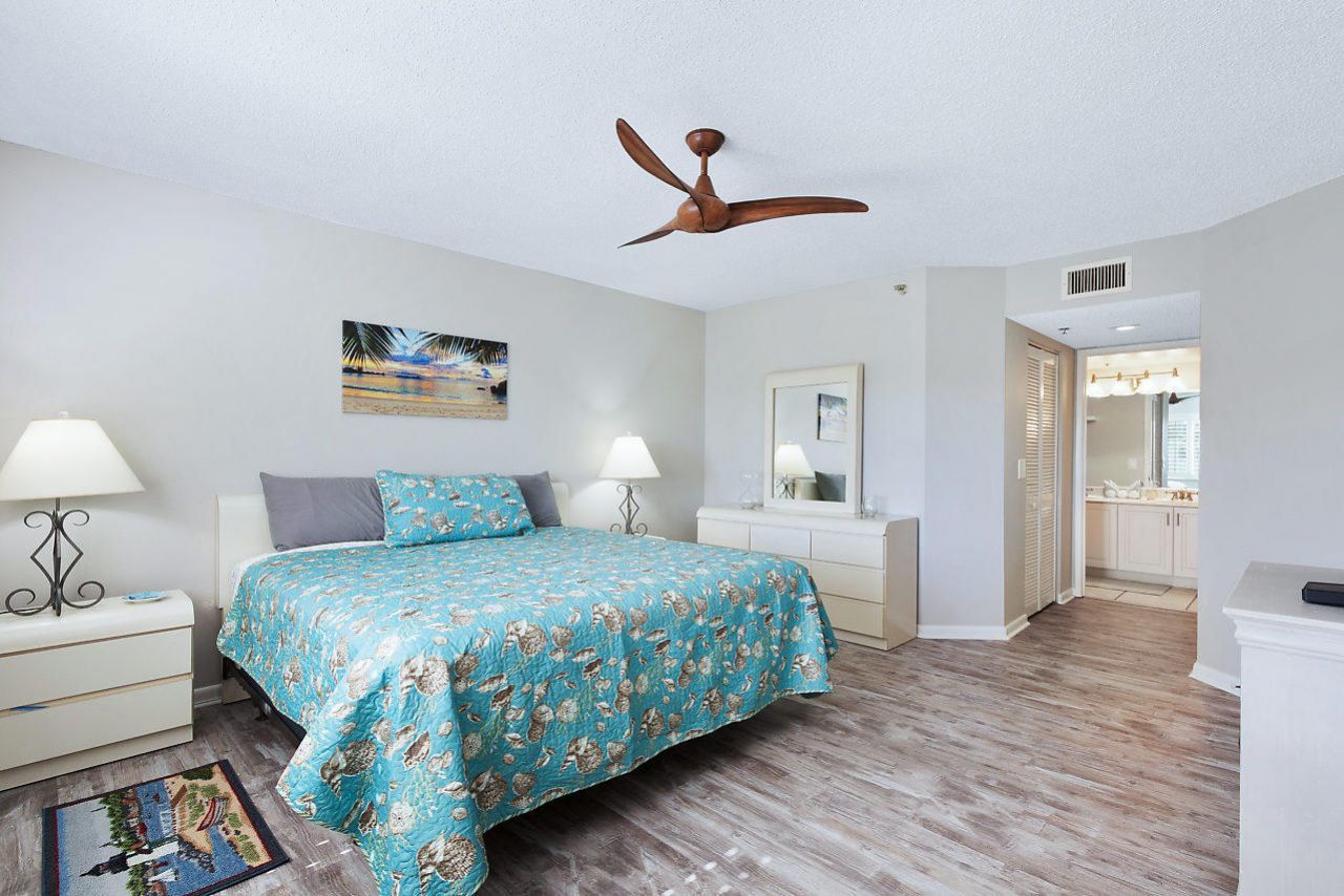 275 Palm Avenue, Unit A201, Jupiter, FL 33477 Photo