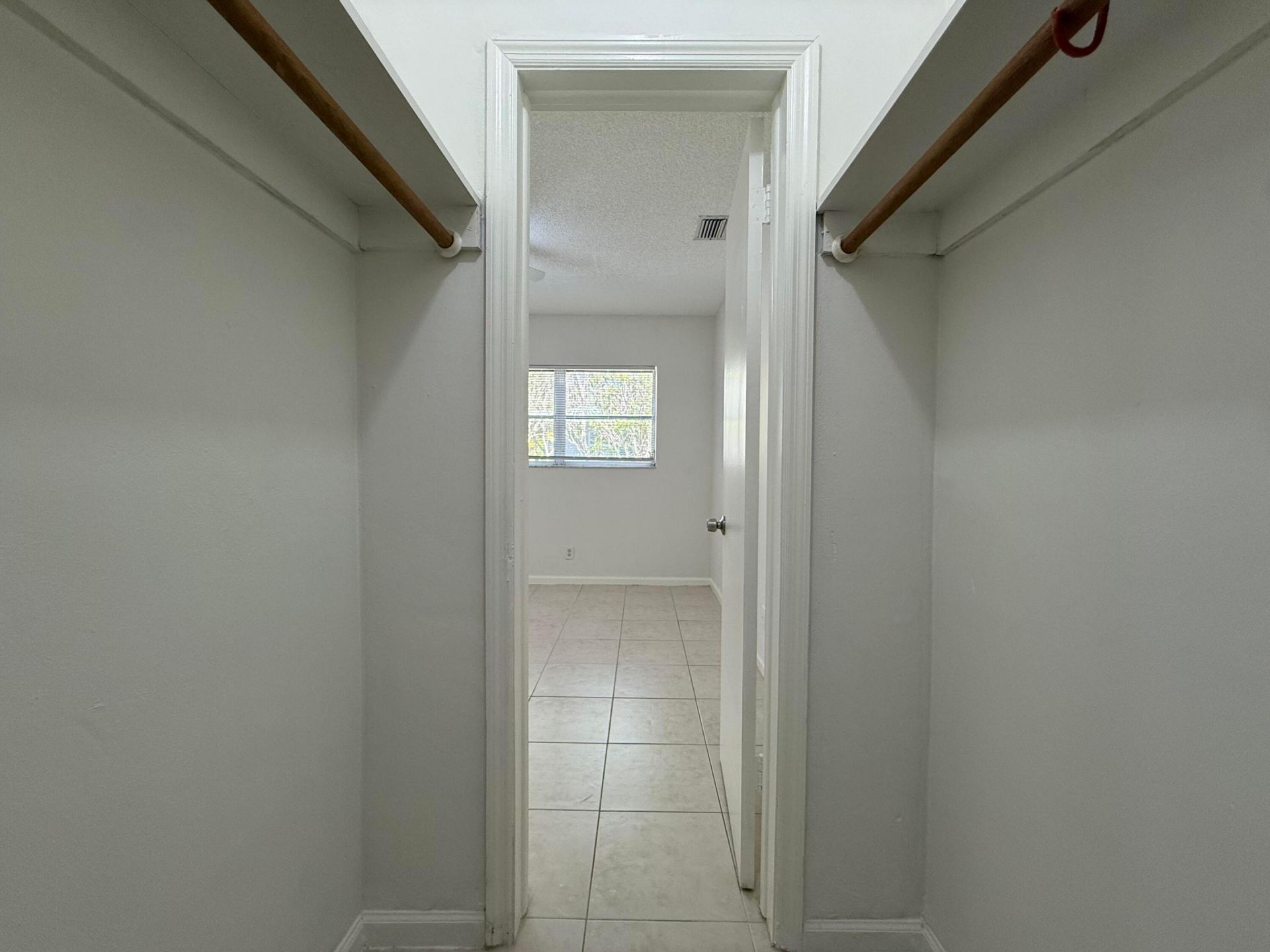 6575 NE 7th Avenue, Boca Raton, FL 33487 Photo