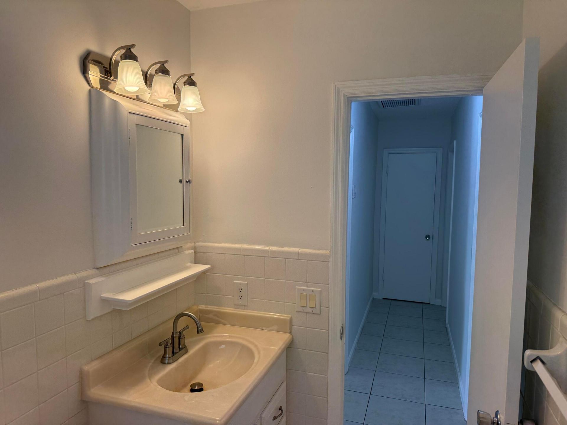 6575 NE 7th Avenue, Boca Raton, FL 33487 Photo