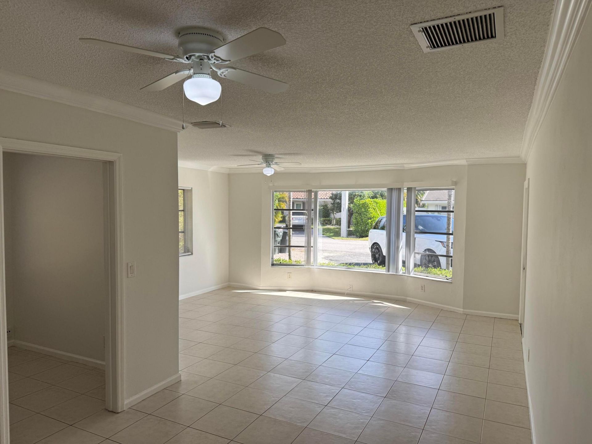 6575 NE 7th Avenue, Boca Raton, FL 33487 Photo