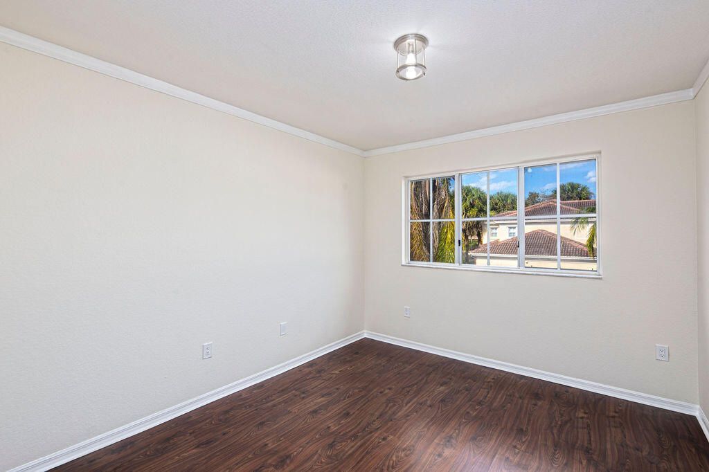 2400 Centergate Dr, Unit 202, Miramar, FL 33025 Photo