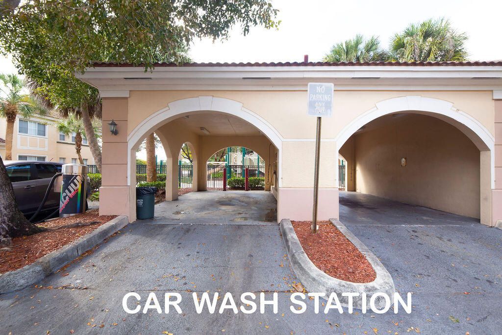 2400 Centergate Dr, Unit 202, Miramar, FL 33025 Photo