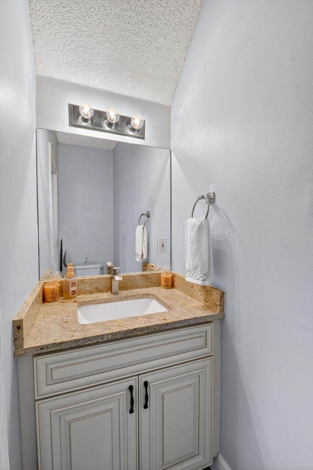 5015 Palmbrooke Circle, West Palm Beach, FL 33417 Photo