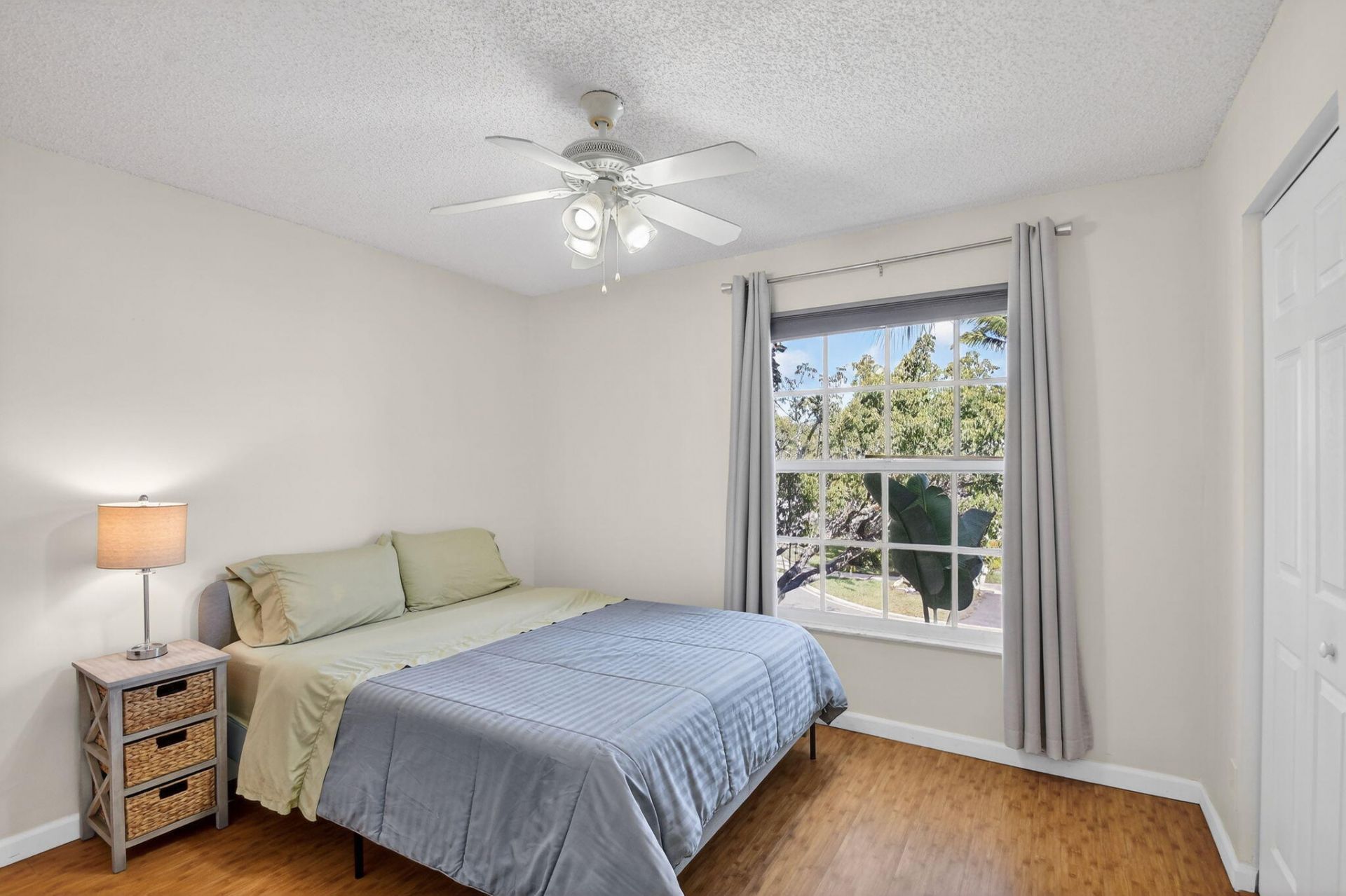 5015 Palmbrooke Circle, West Palm Beach, FL 33417 Photo