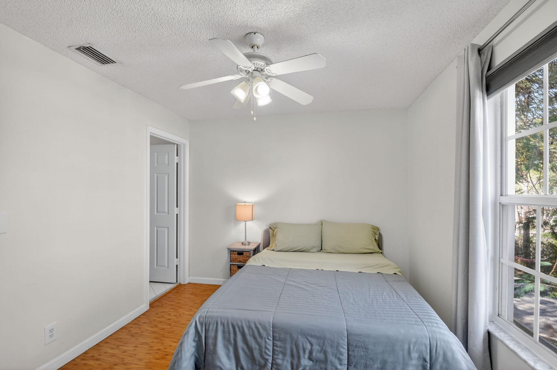 5015 Palmbrooke Circle, West Palm Beach, FL 33417 Photo