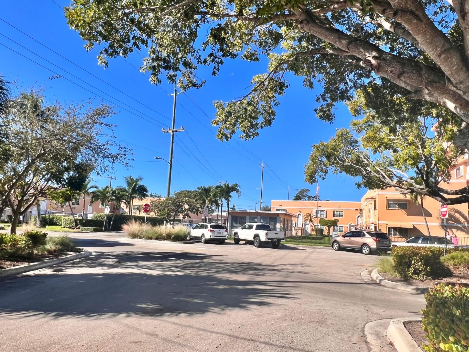 101 S Golfview Road, Unit 1, Lake Worth Beach, FL 33460 Photo