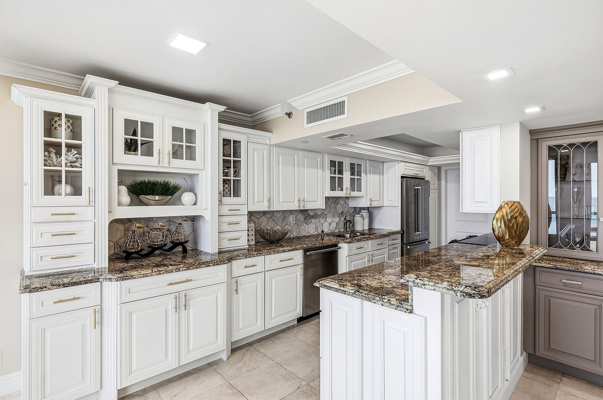 2727 S Ocean Boulevard, Unit 405, Highland Beach, FL 33487 Photo