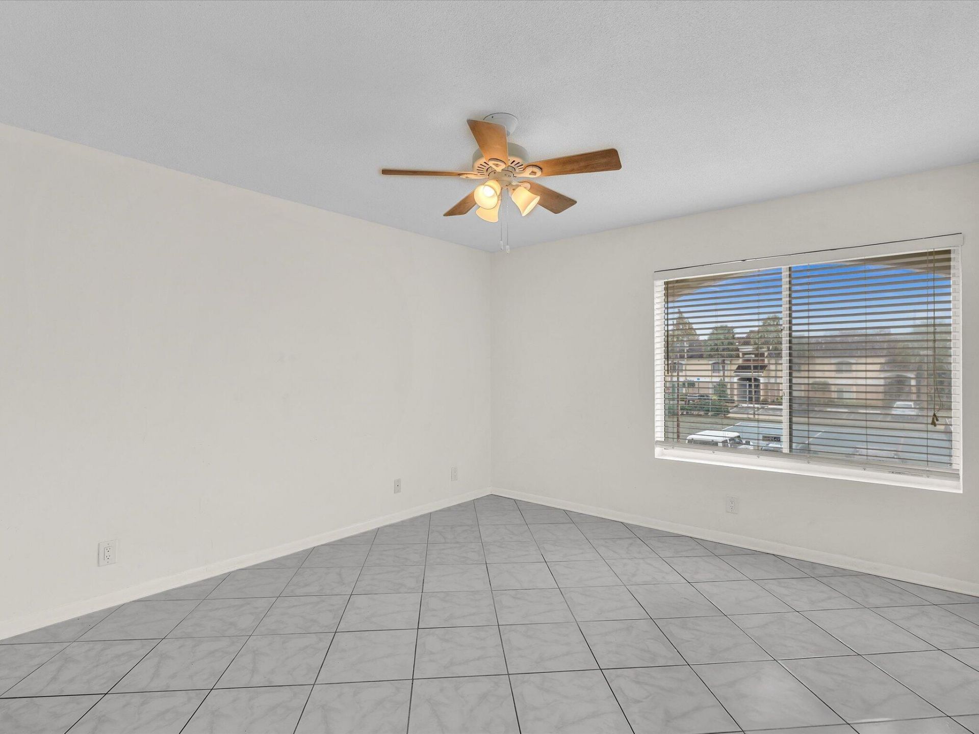 815 W Boynton Beach Boulevard, Unit 16-205, Boynton Beach, FL 33426 Photo