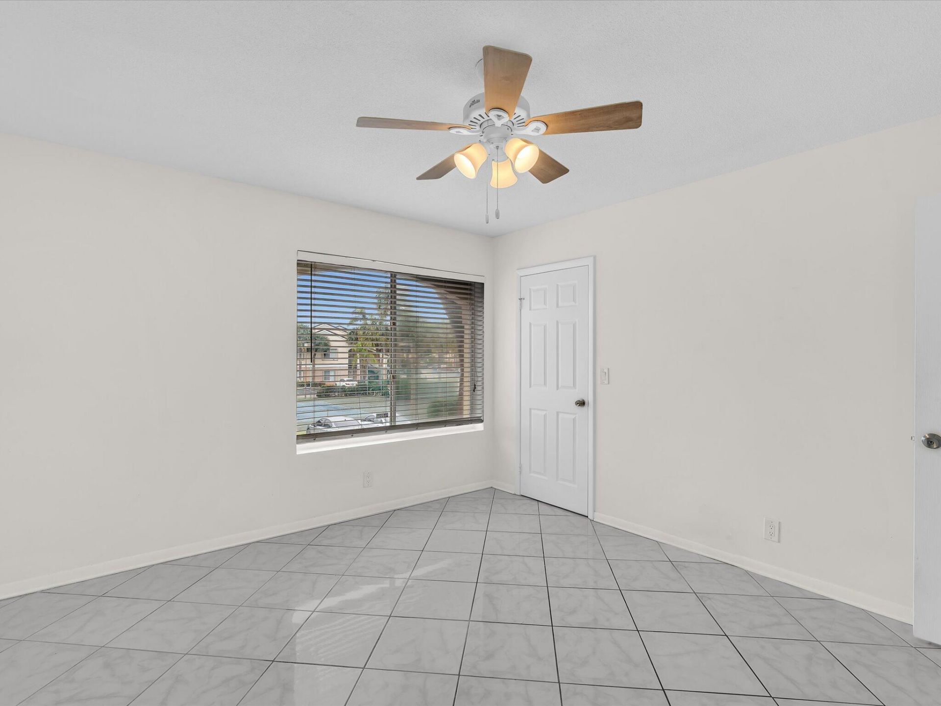 815 W Boynton Beach Boulevard, Unit 16-205, Boynton Beach, FL 33426 Photo