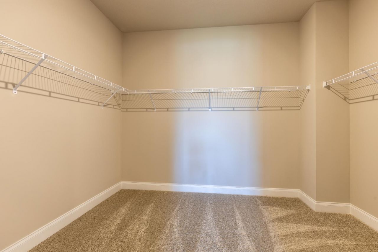 6632 NW Cloverdale Avenue, Port Saint Lucie, FL 34987 Photo