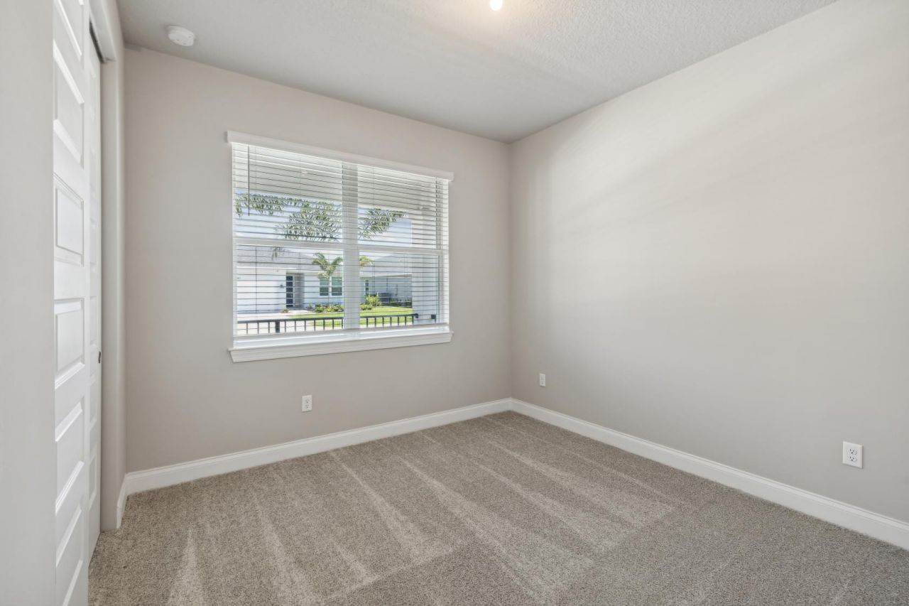 6632 NW Cloverdale Avenue, Port Saint Lucie, FL 34987 Photo