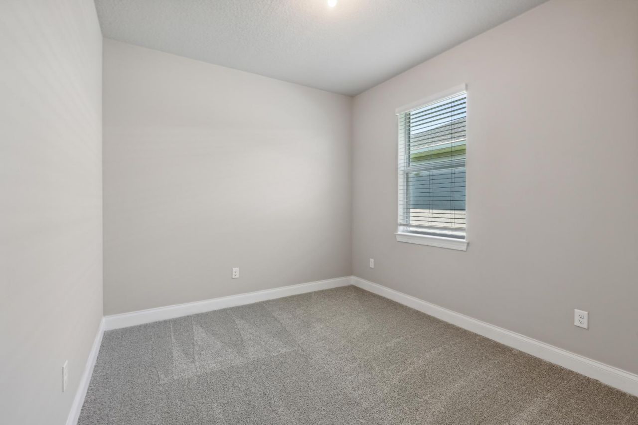 6632 NW Cloverdale Avenue, Port Saint Lucie, FL 34987 Photo