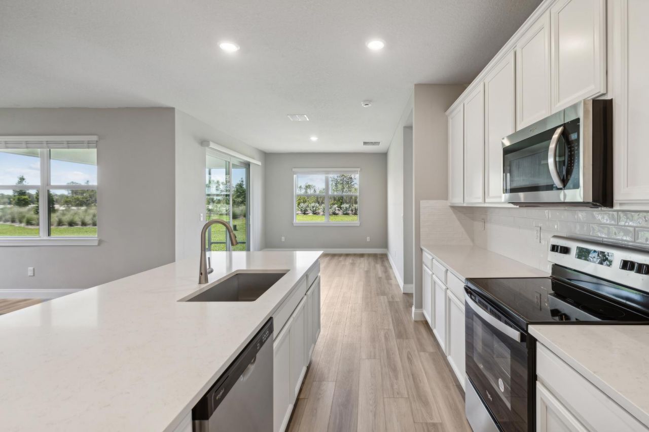 6632 NW Cloverdale Avenue, Port Saint Lucie, FL 34987 Photo