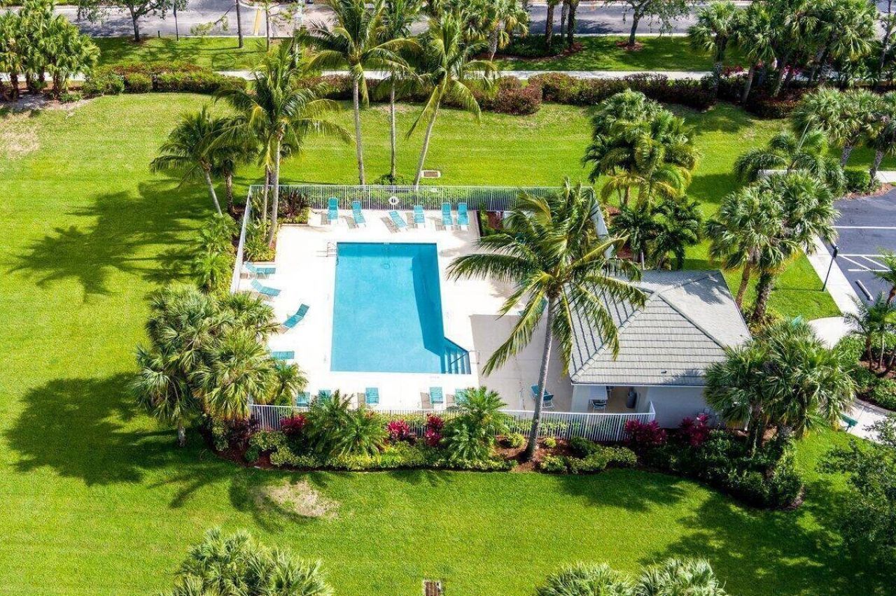 806 SW Rocky Bayou Terrace, Port Saint Lucie, FL 34986 Photo