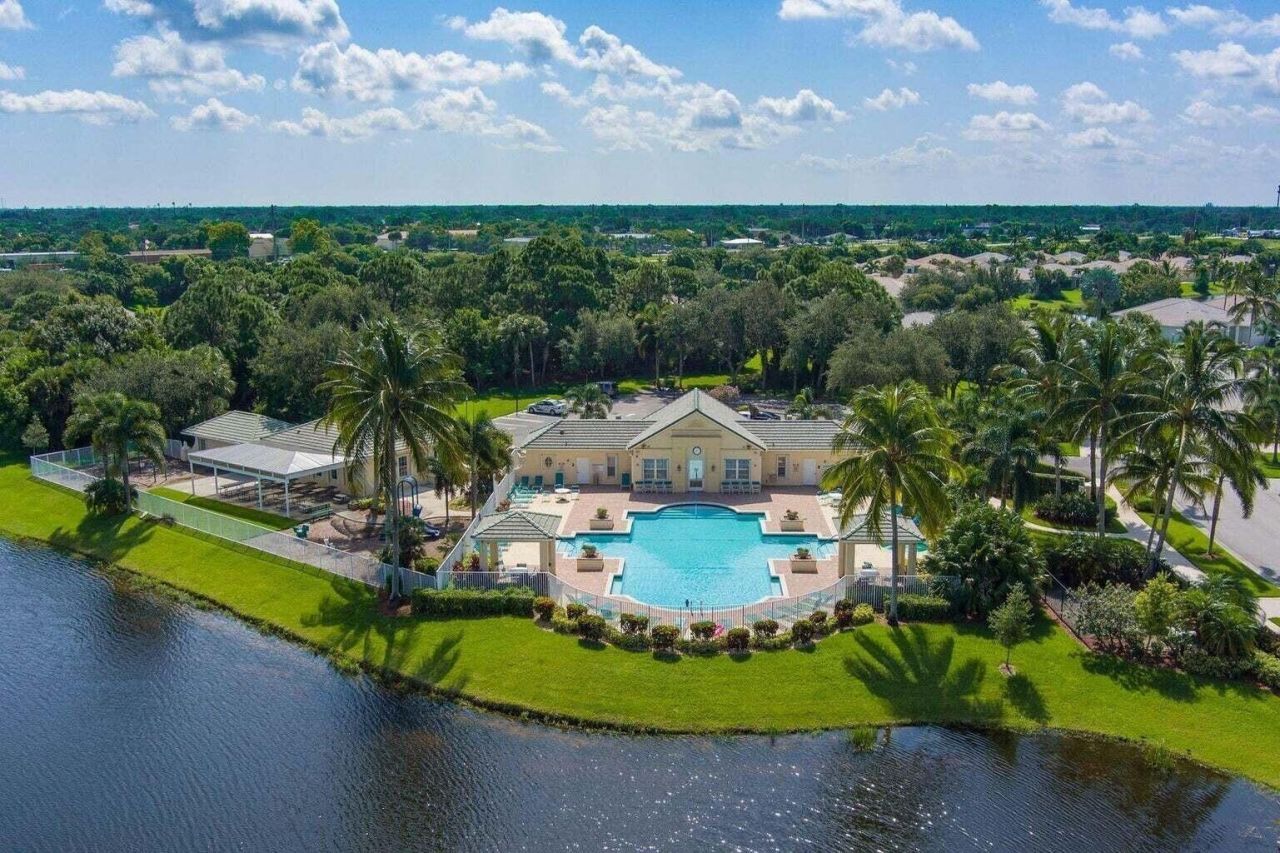 806 SW Rocky Bayou Terrace, Port Saint Lucie, FL 34986 Photo