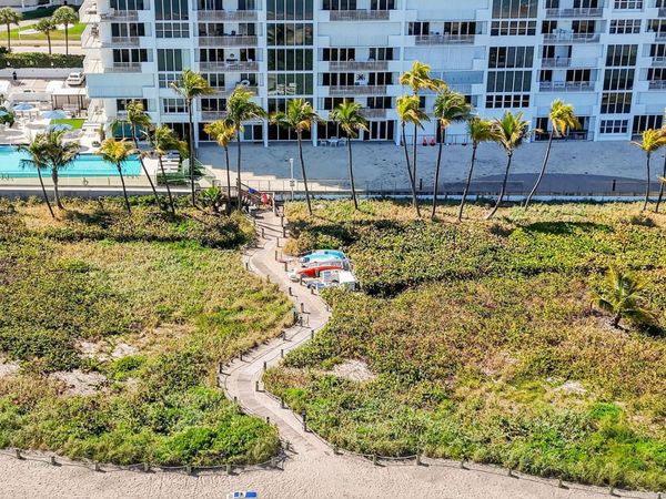 3000 S Ocean Boulevard, Unit 1004, Boca Raton, FL 33432