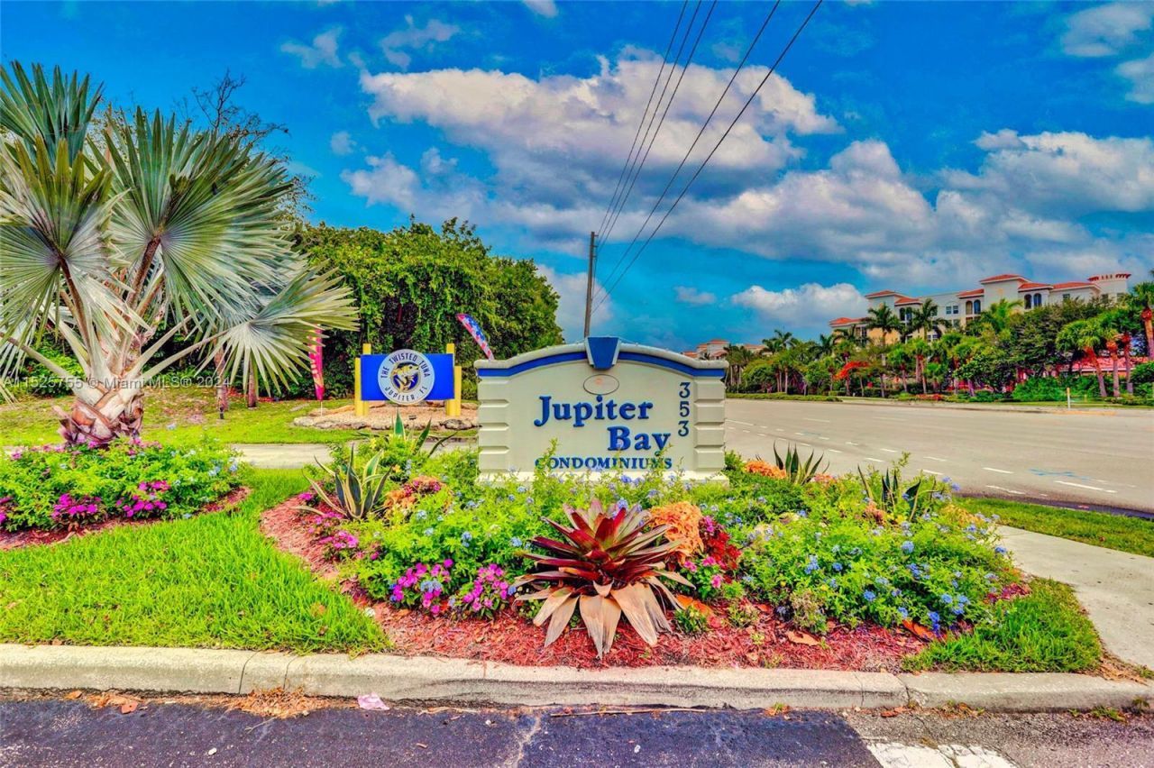353 S Us Highway 1, Unit D409, Jupiter, FL 33477 Photo