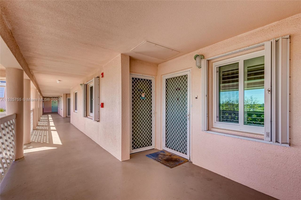 353 S Us Highway 1, Unit D409, Jupiter, FL 33477 Photo