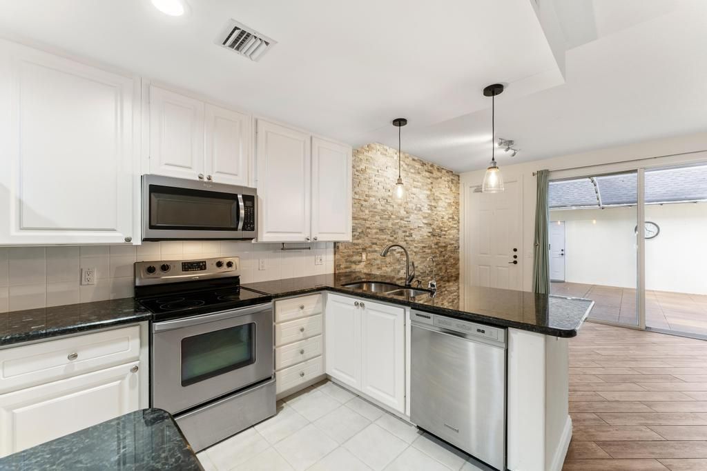 180 Freeport Drive, Jupiter, FL 33458 Photo