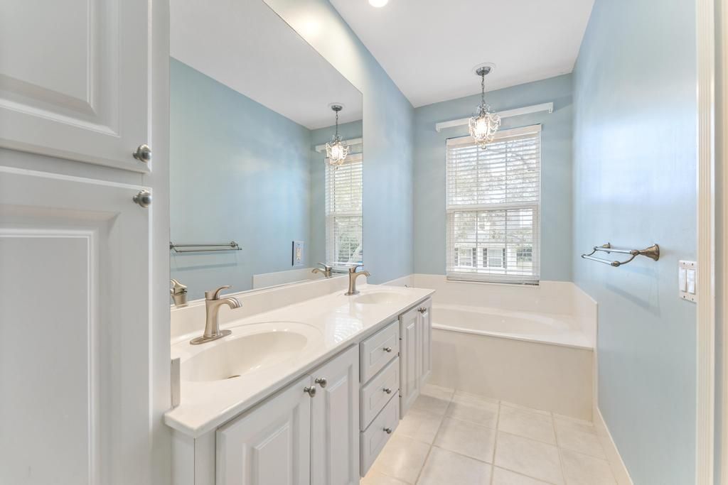 180 Freeport Drive, Jupiter, FL 33458 Photo