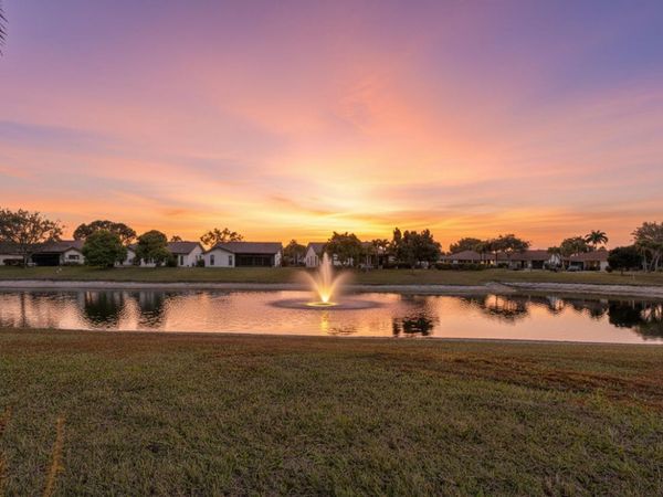 6119 Lakemont Circle, Greenacres, FL 33463