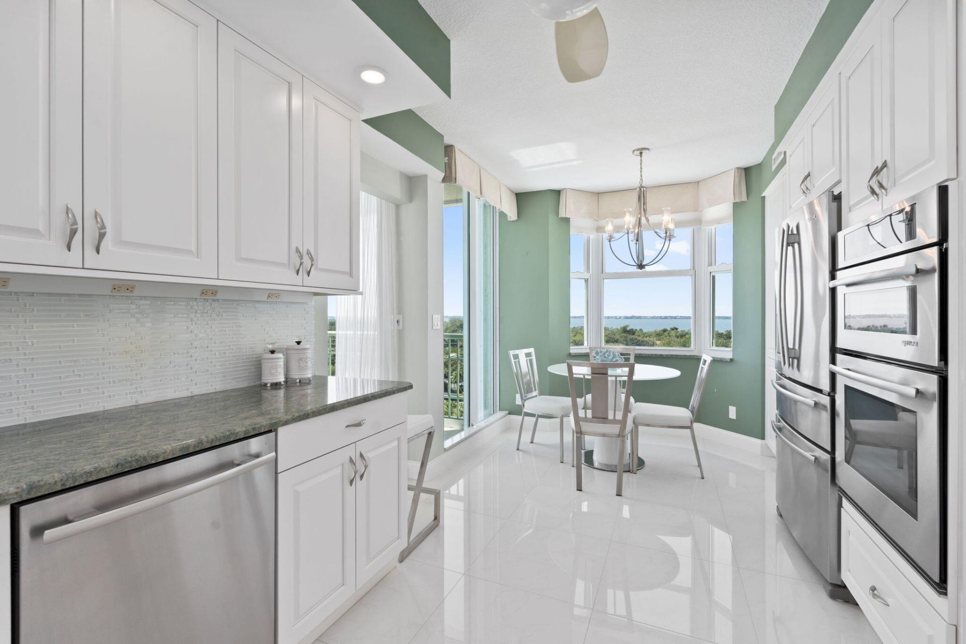 8600 S Ocean Drive, Unit 606, Jensen Beach, FL 34957 Photo