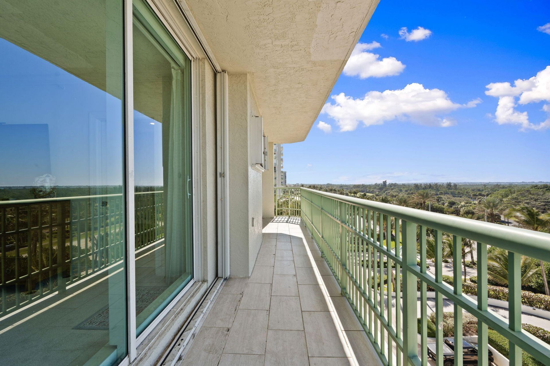 8600 S Ocean Drive, Unit 606, Jensen Beach, FL 34957 Photo