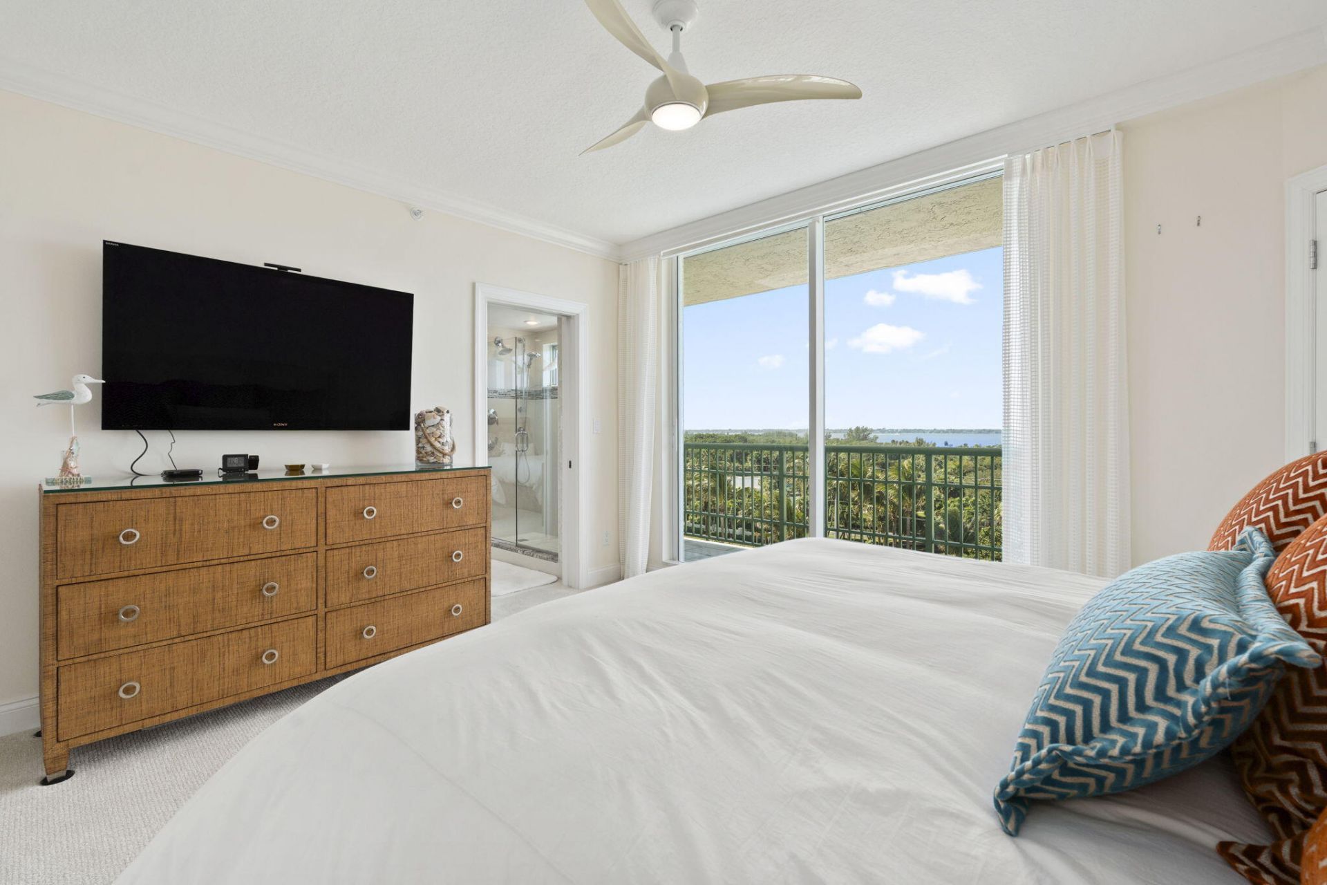 8600 S Ocean Drive, Unit 606, Jensen Beach, FL 34957 Photo